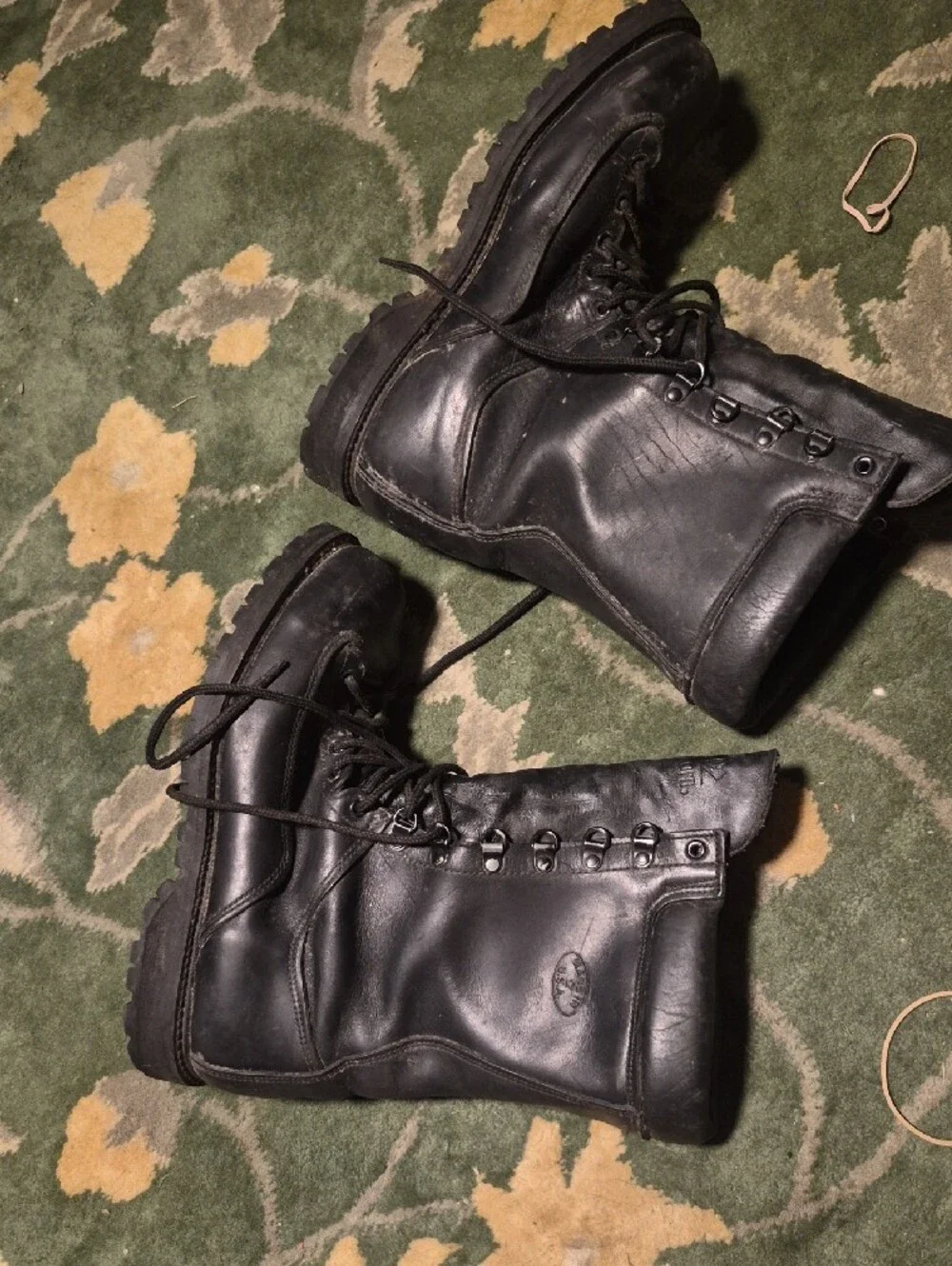 Matterhorn black leather